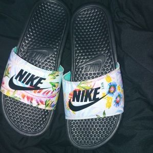 Nike slides
